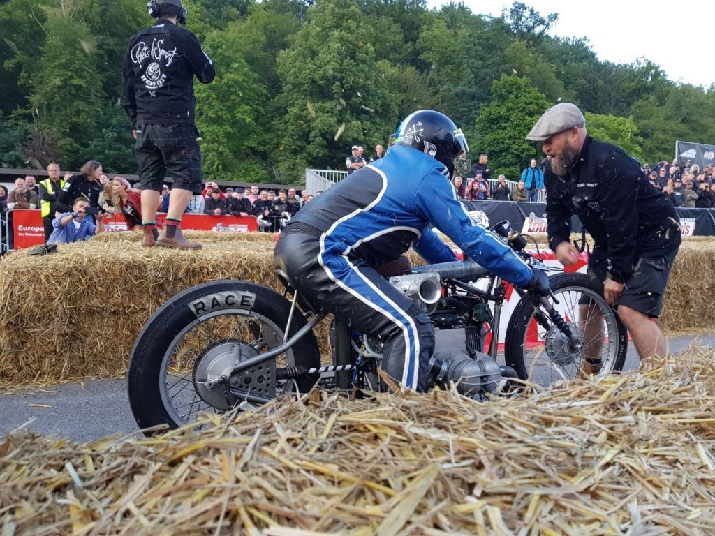 Vorstart beim Glemseck101 mit dem BMW Boxer Kompressor Bike