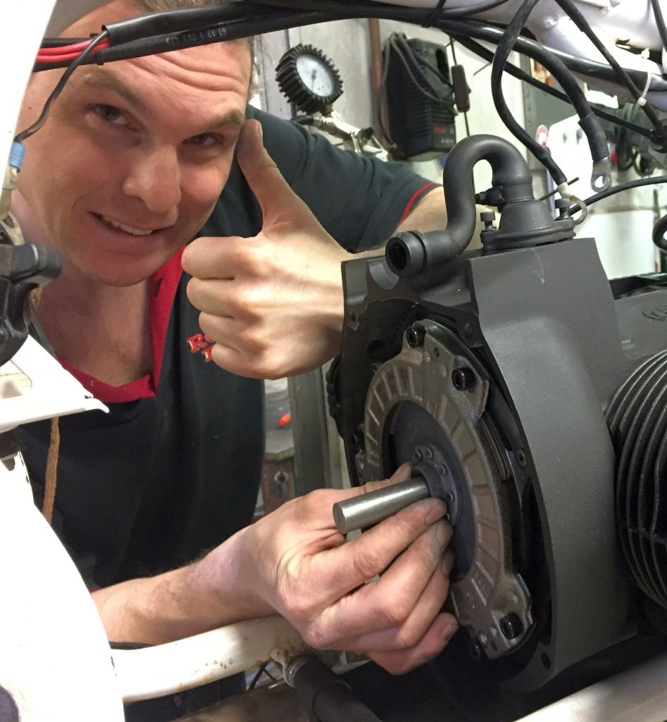 Einbau der Sinterkupplung in den BMW Motorrad Boxer