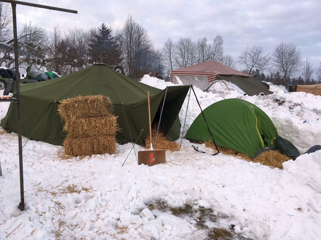 Elefantentreffen in Solla - Zeltplat